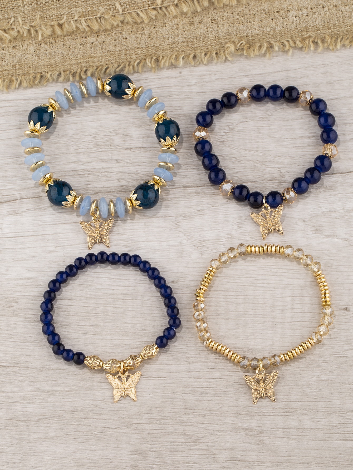 4pcs Butterfly Charm Beaded Bracelet